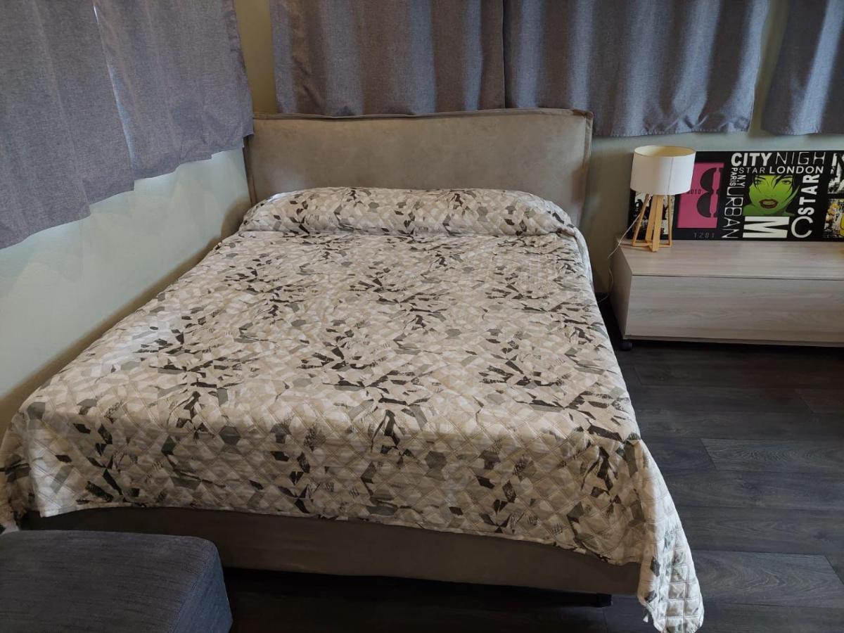 דירות פיאצ'נצה Casa Annalia מראה חיצוני תמונה